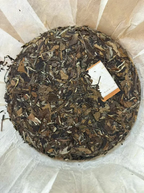 北京全城上门回收中茶蝴蝶牌白茶回收绿雪芽品品香免费估价